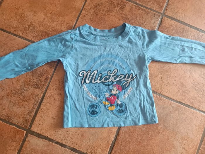 T-shirt à manches longues