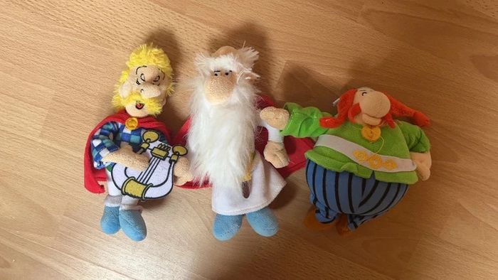 Peluches Astérix et obelix