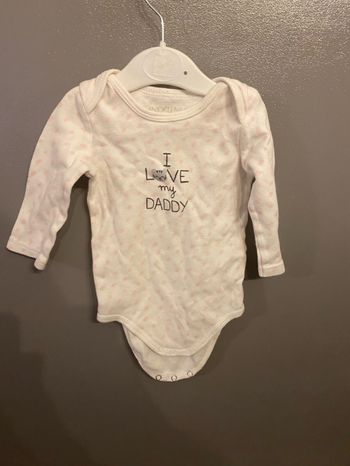 Lot de bodies de chez Mots d’enfants en taille 12 mois