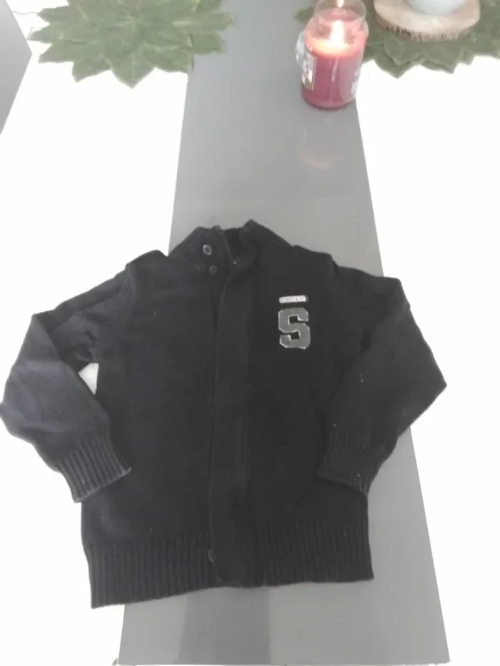 Gilet noir 5 ans