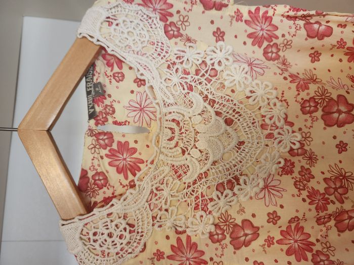 Robe Vynil Fraise 8 ans - photo numéro 3