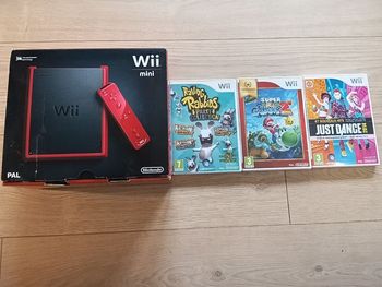 🎮 Nintendo Wii Mini + 3 jeux – Très bon état – 50€ – Remise en main propre