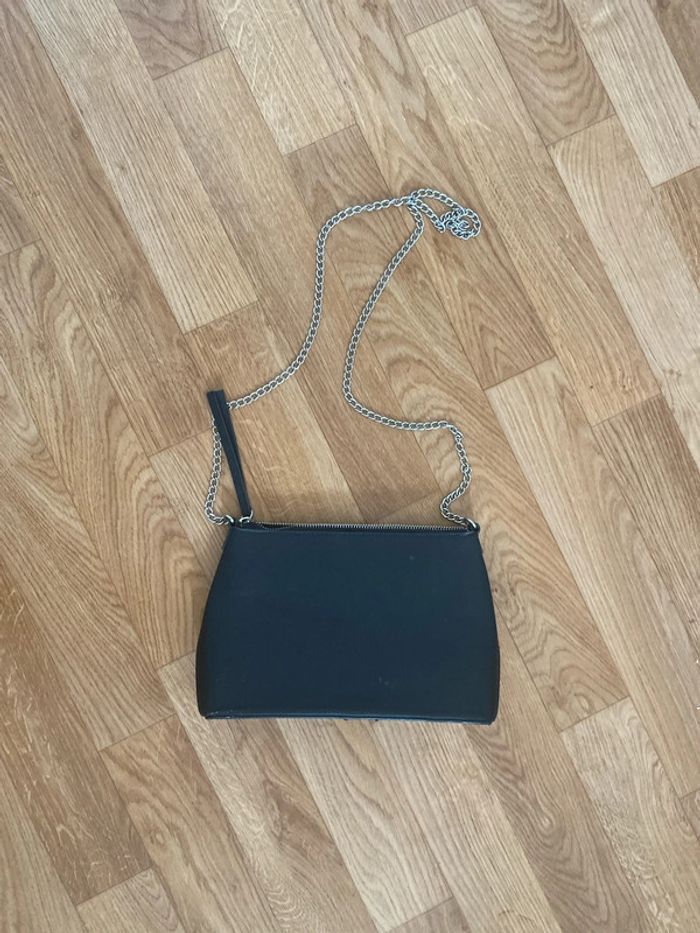 Sac bershka - photo numéro 3