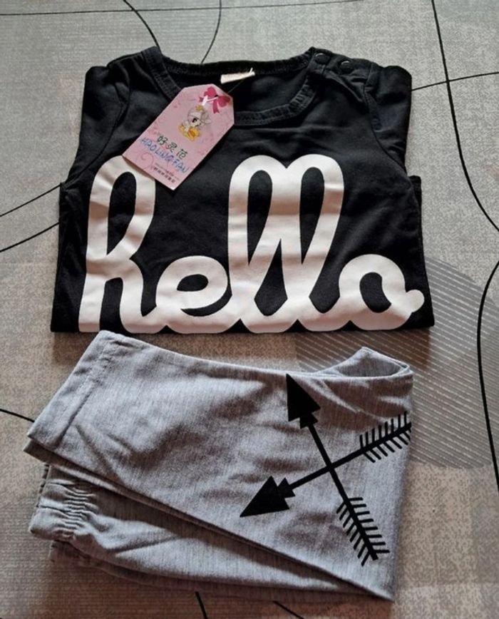 Lot vêtements Tee-shirts et pyjama NEUFS pour fille 1 an (80) - photo numéro 7
