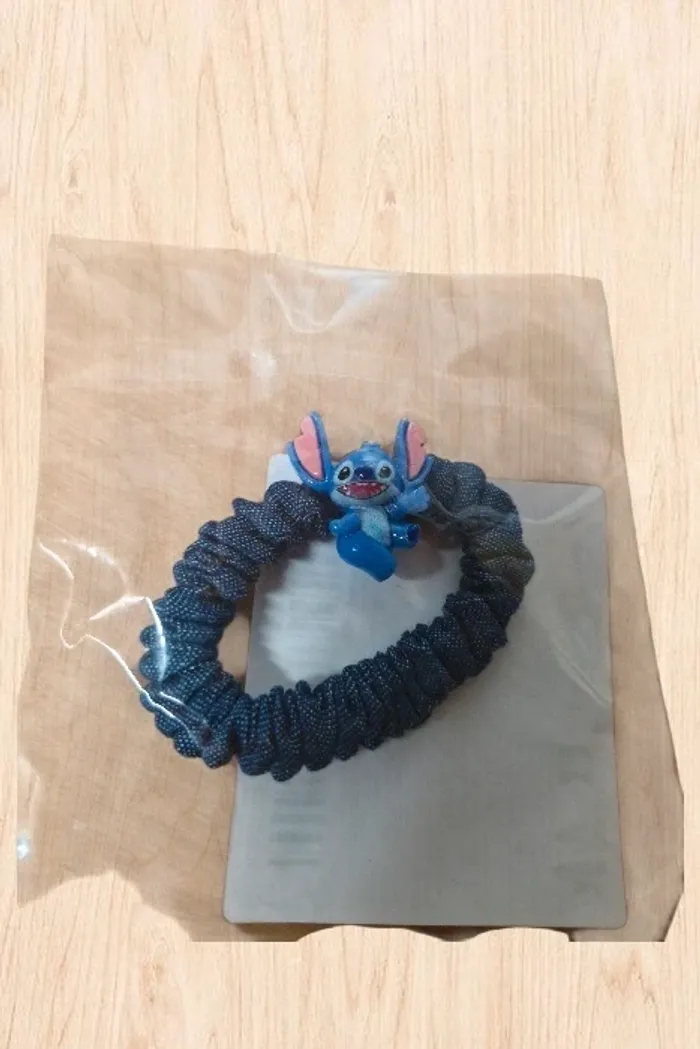 Élastique à cheveux Stitch