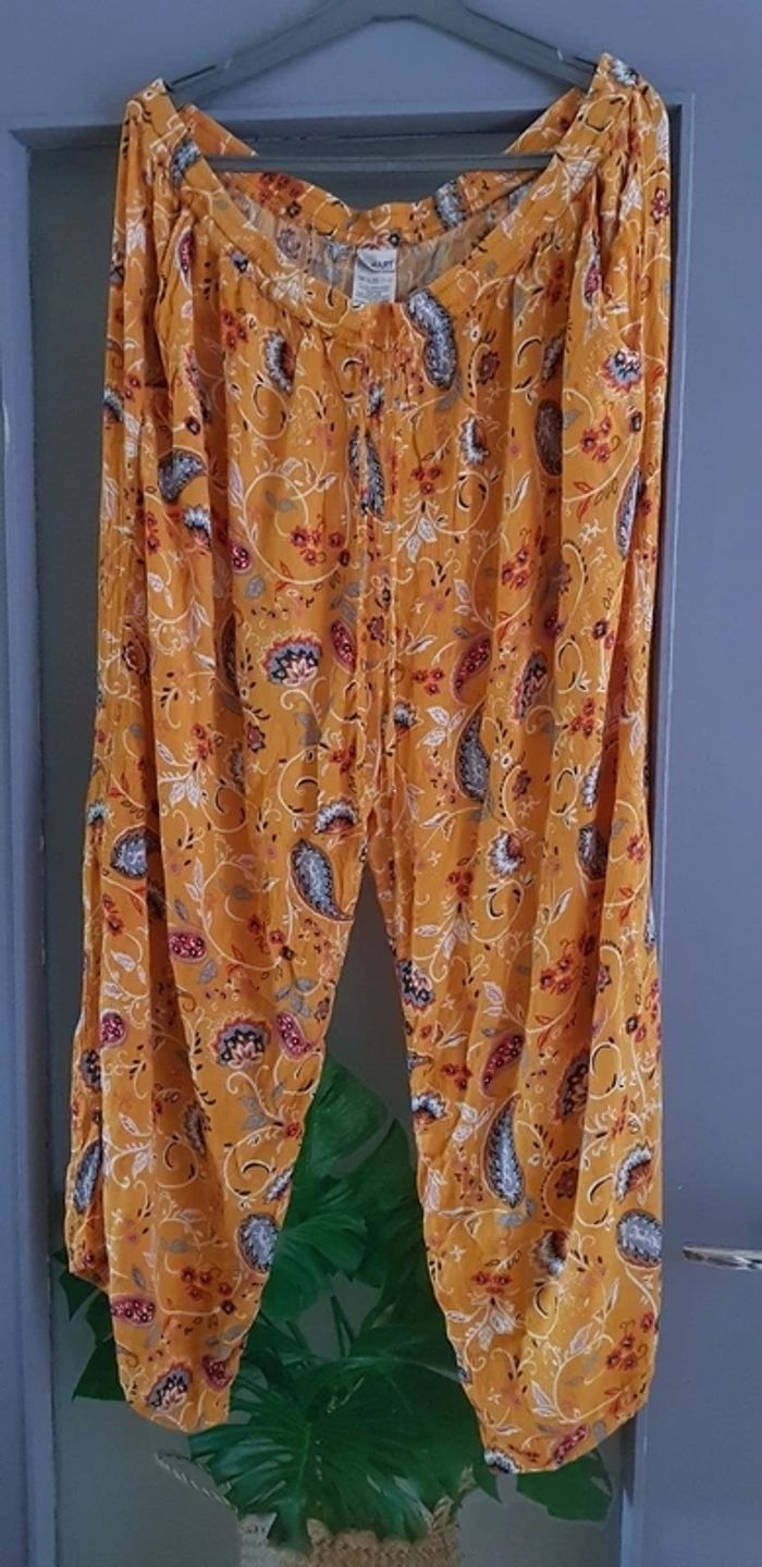 Pantalon droit été fin broderie 52 neuf - photo numéro 1