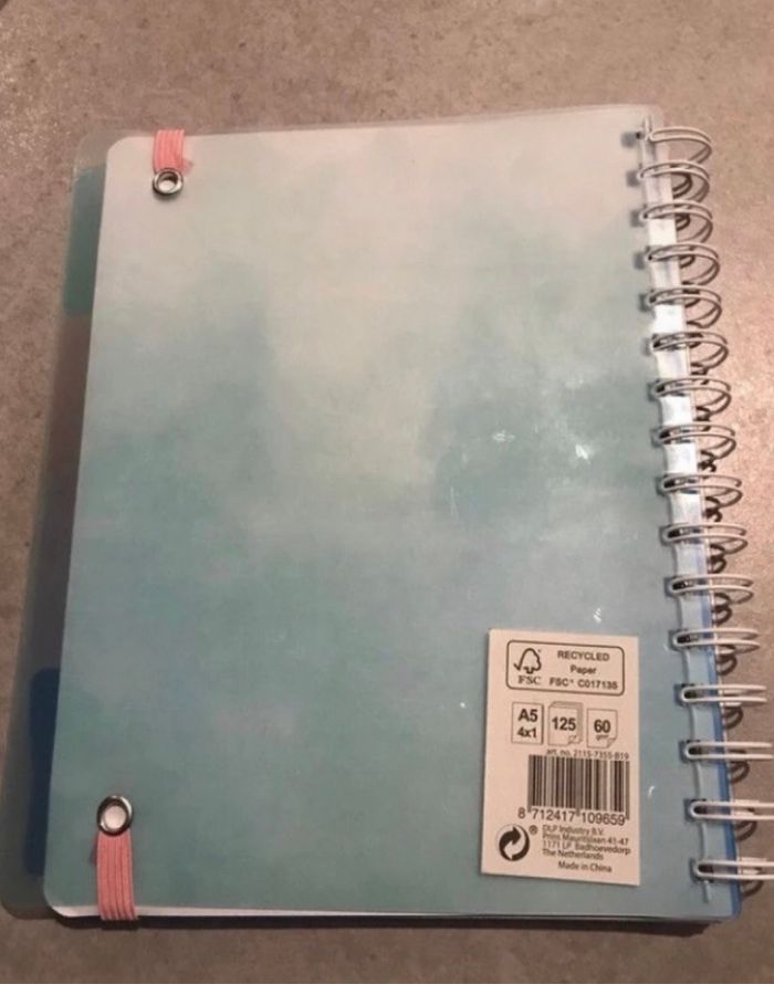 carnet de notes a5 anneaux avec élastique 125 pages avec intercalaires - photo numéro 2