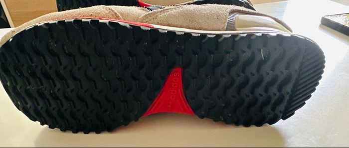 Adidas tres bon état - photo numéro 5