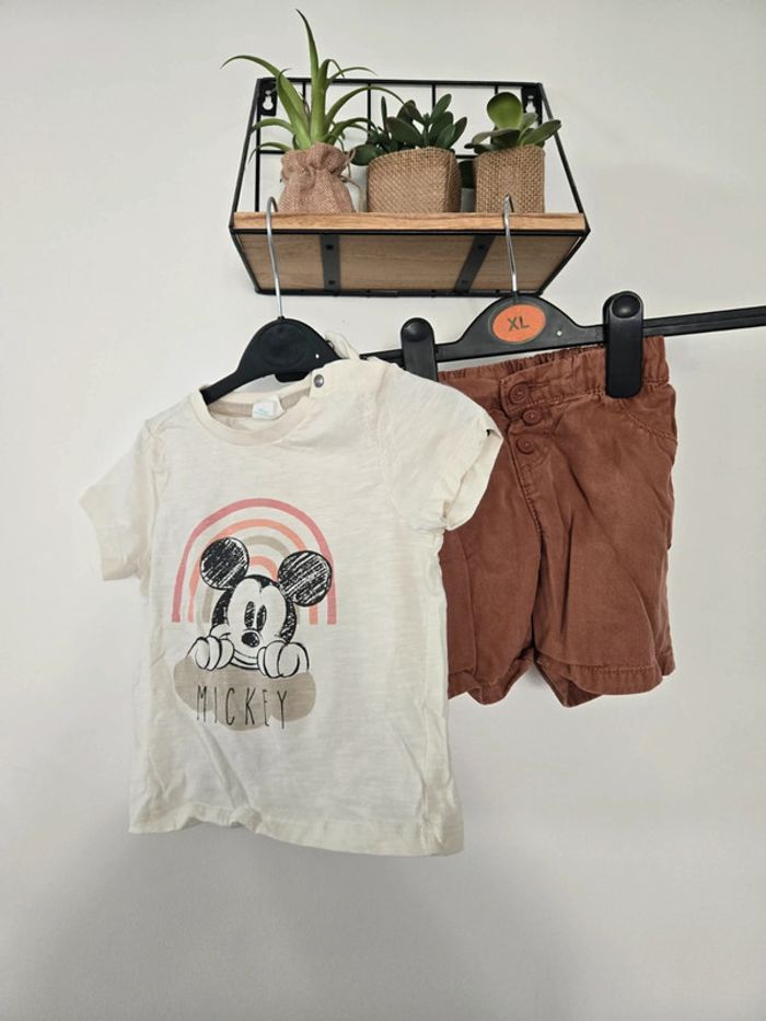 Ensemble t-shirt et short / Disney et TAO 12 mois 👦