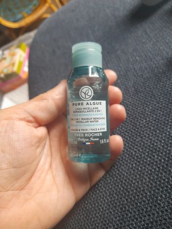 Eau micellaire démaquillante 2 en 1 neuve