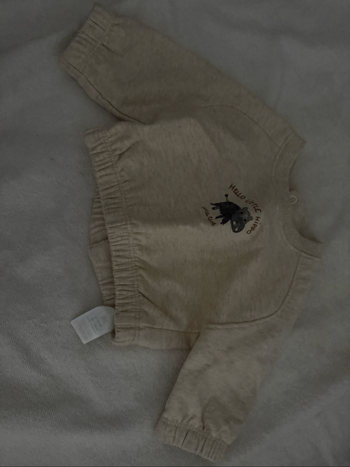 Ensemble jogging - photo numéro 3