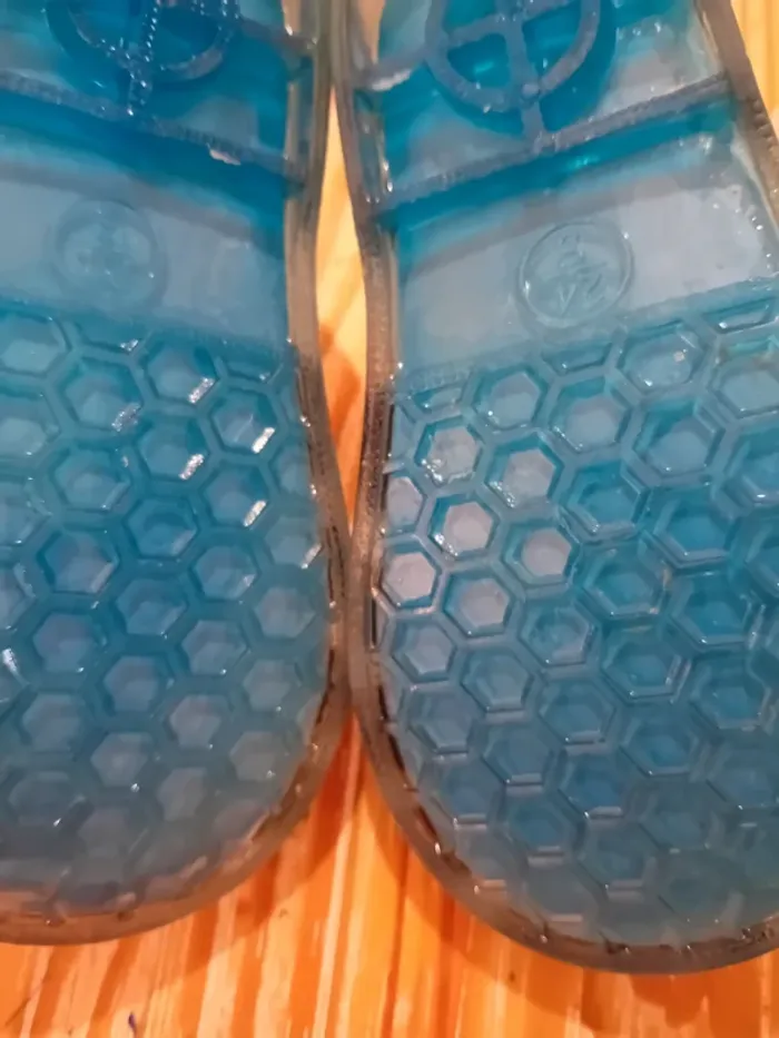 Sandales de plage méduse en plastique - photo numéro 5