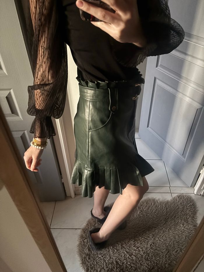 jupe en cuir - photo numéro 3