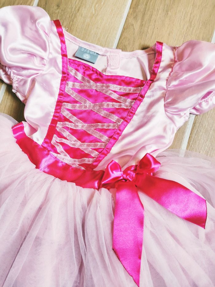 👸Déguisement/costume robe de Princesse en tulle marque Oxybul pour enfant - photo numéro 2