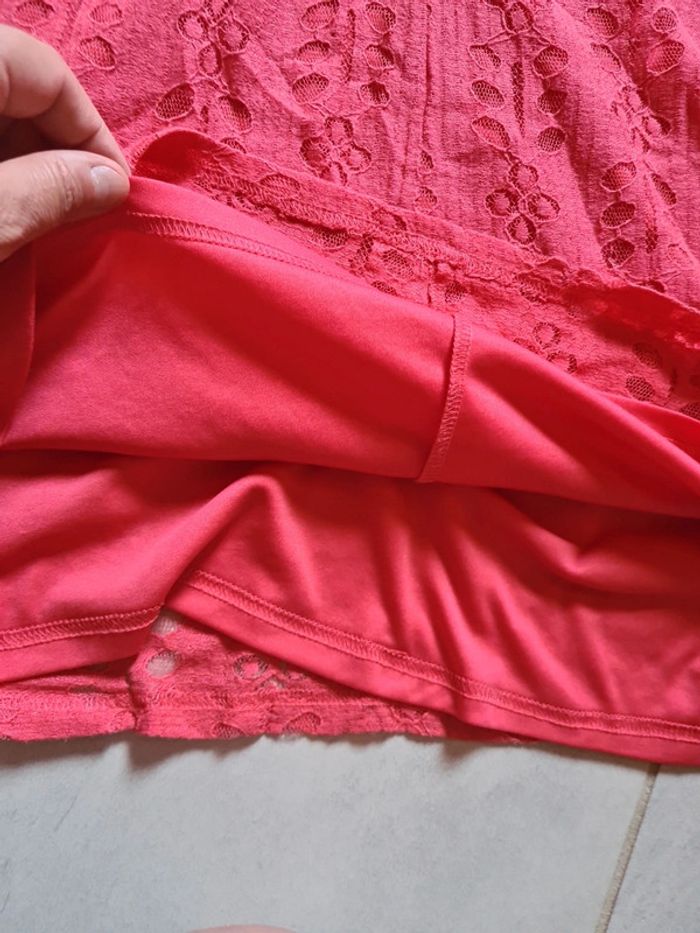 Robe rose dentelle doublée 42 FR - photo numéro 3