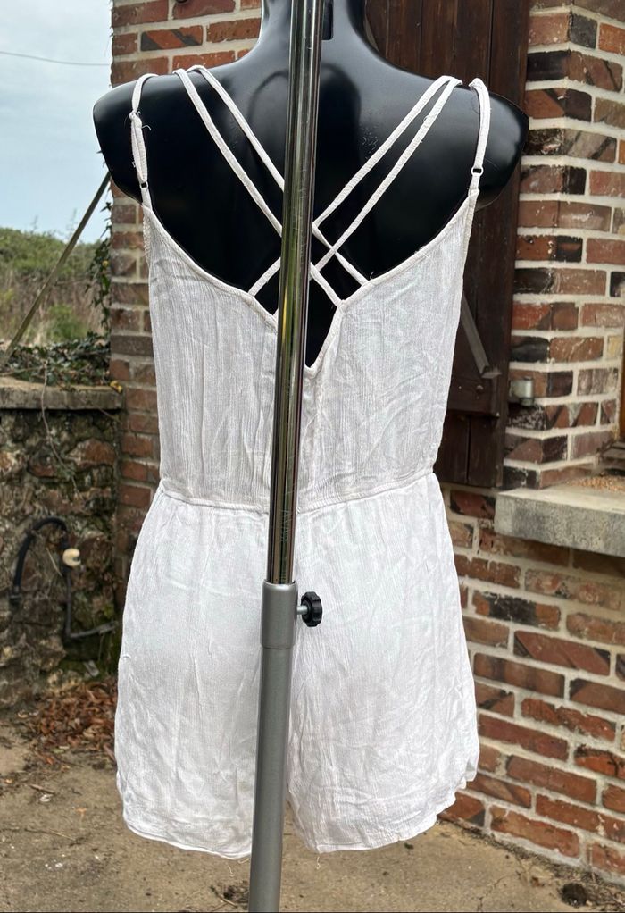 🌿 Combi-short à broderies – Jennyfer – Taille 36 - photo numéro 4