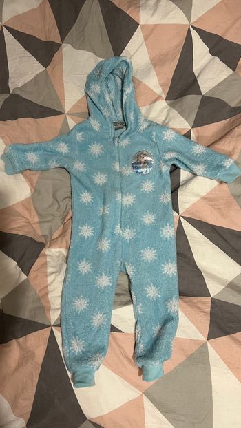 Pyjama la reine des neiges 2