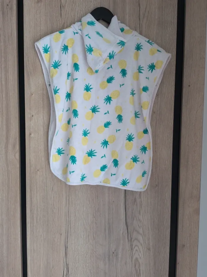 Serviette de bain poncho enfant Kiabi ananas - photo numéro 2