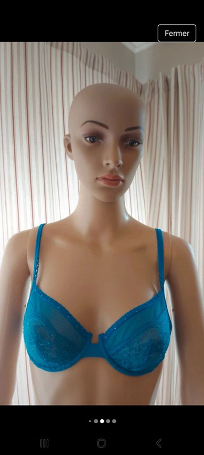 Très beau Soutien-gorge Andres Sarda fr 90 B - photo numéro 13