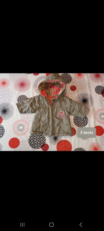 Manteau 👧 taille 3 mois