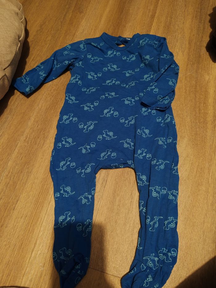 Pyjama 12 mois - photo numéro 2