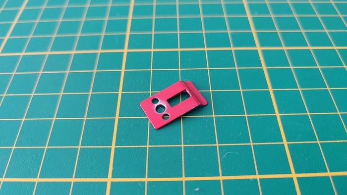 Fixation porte pièce détachée miniature Dodge viper RT10 1/18 Burago #B03