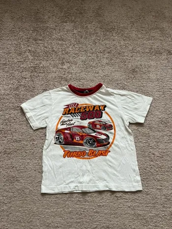 t-shirt pour garçon voiture