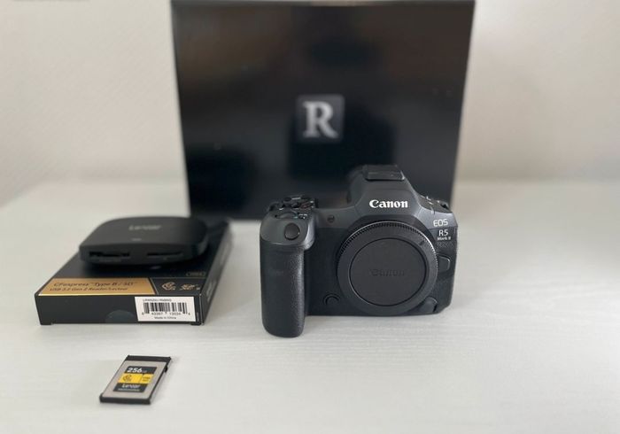 Canon EOS R5 Mark II
