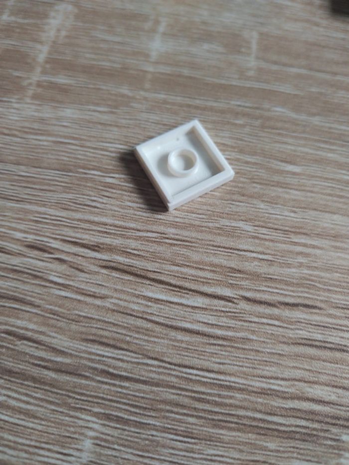 Lego 70902 tuile 2x2 ref 3068pb1242 - photo numéro 4