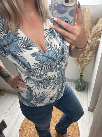 T-shirt motif feuille