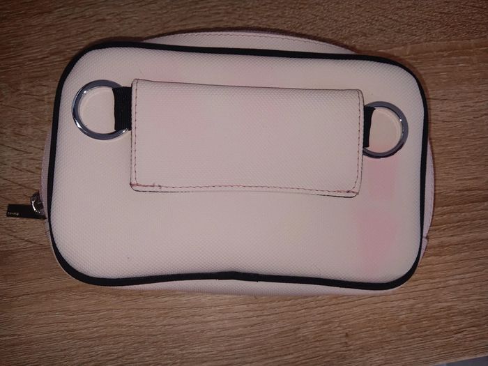 Pochette Lacoste - photo numéro 4