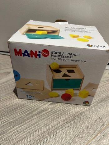 Boîte a forme montessori