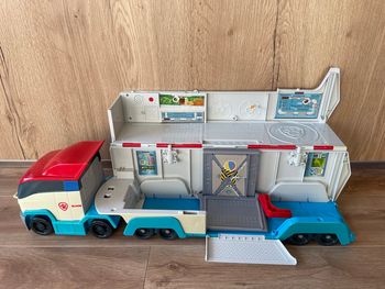 Grand camion pat patrouille 