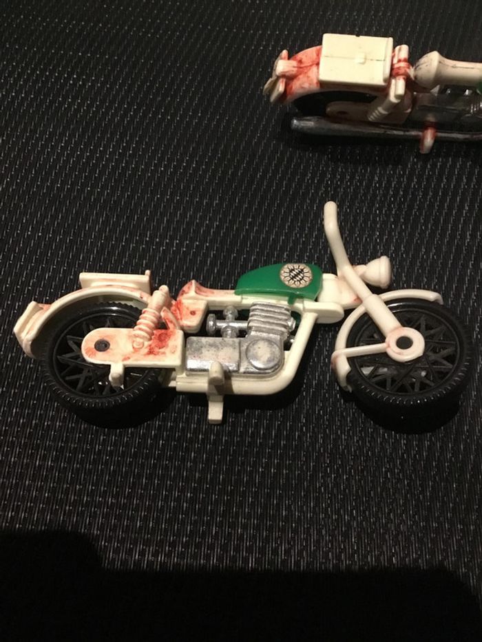 Playmobil lot 3 motos police vintage en l’état coloriées pour pièces - photo numéro 2