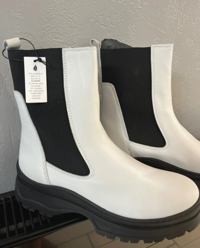 Boots ZIGN neuves avec étiquettes - photo numéro 3