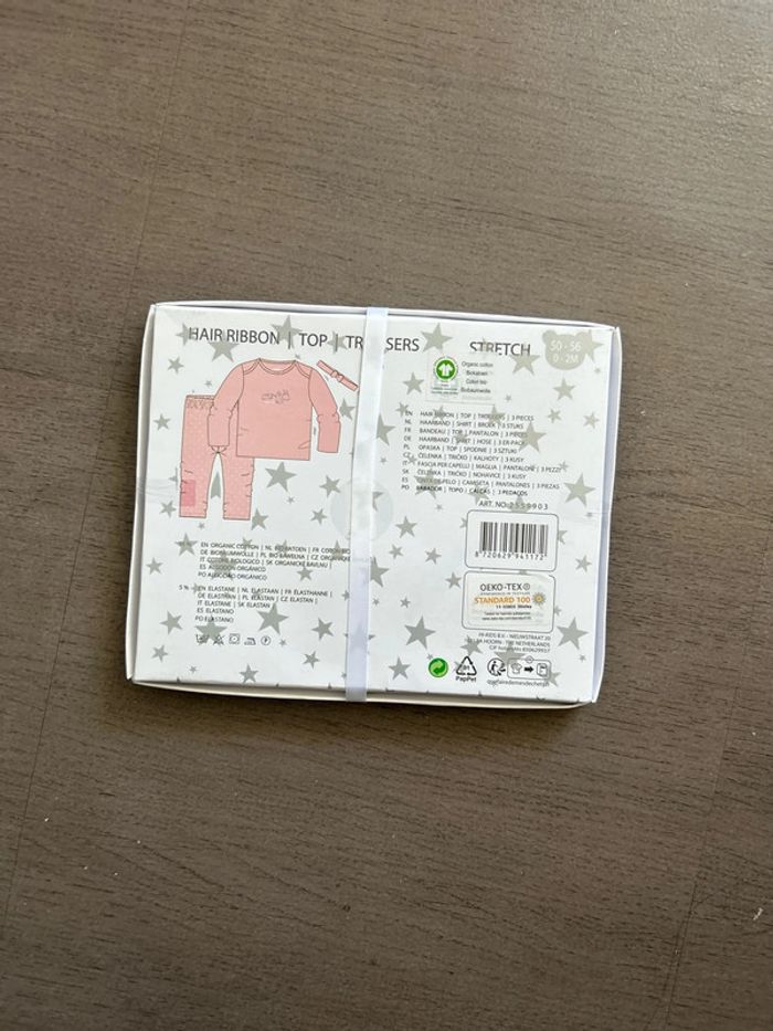 Ensemble neuf 0-2mois - photo numéro 2