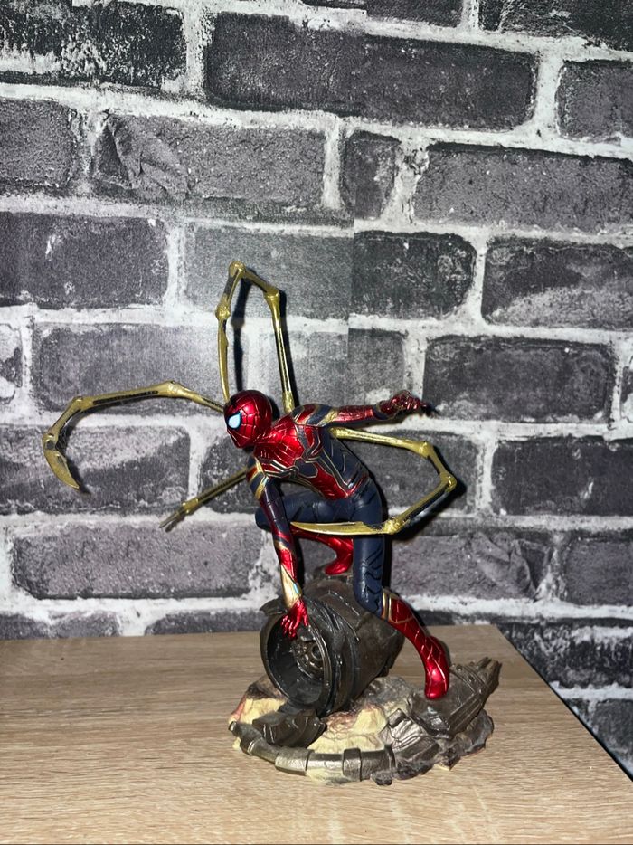 Figurine Spiderman Avengers EndGame - photo numéro 2