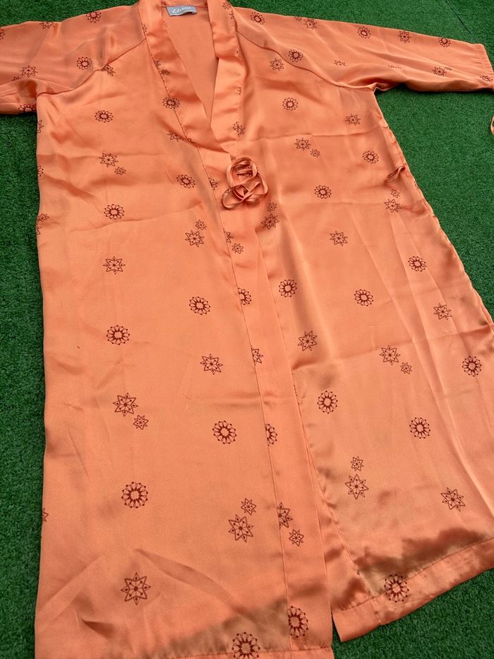 Kimono d’intérieur Etam orange étoiles taille unique avec ceinture - photo numéro 2