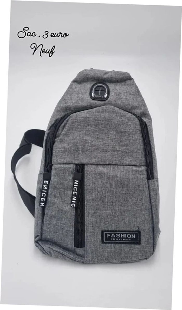 Sac à dos gris neuf