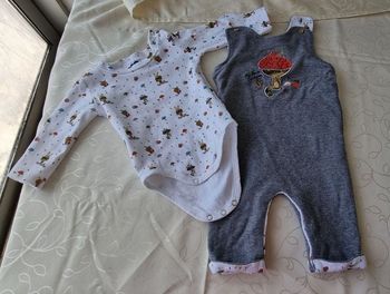 ensemble salopette et bodie 3 mois