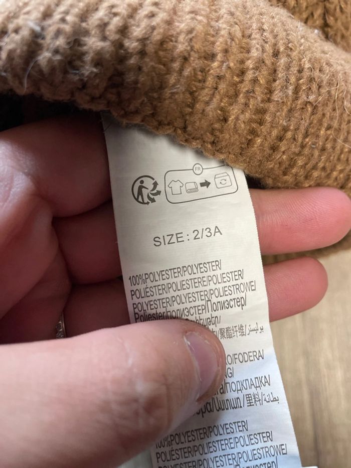 Bonnet à pompons 2/3 ans - photo numéro 2