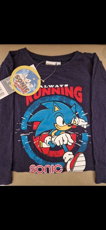 Tee-shirt manches longues Sonic 4 ans neuf étiquetter.