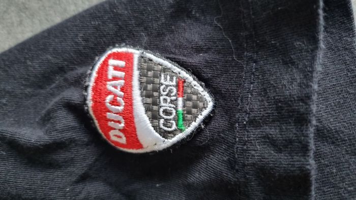 T-shirt Ducati Taille S - photo numéro 6