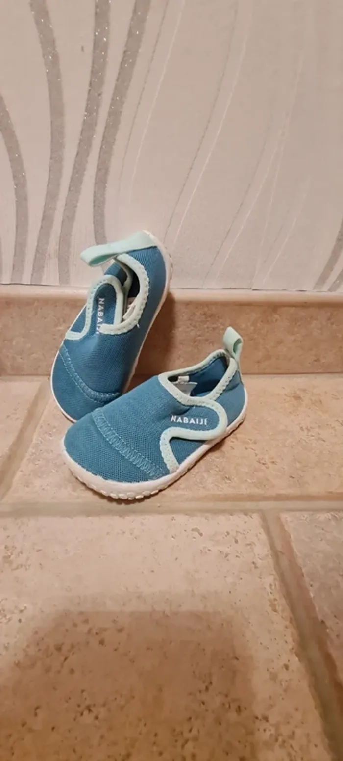 Chaussures de plage - Decathlon - Taille 22/23