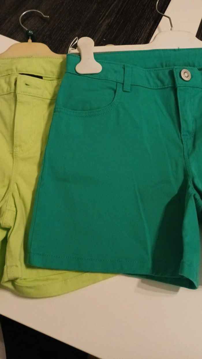 Lot de 2 short C&A. 14ans - photo numéro 3