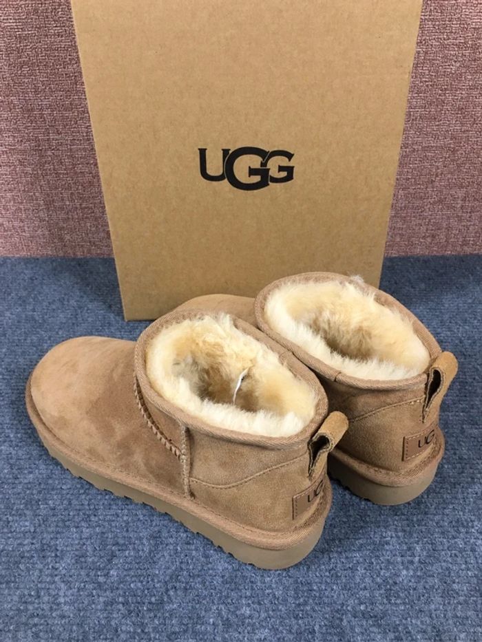 UGG Ultra Mini 38 - photo numéro 4