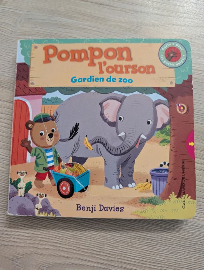 Livre enfant Pompon l'ourson Gardien de zoo