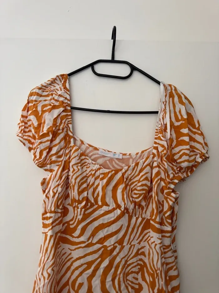 Robe longue orange et blanche Primark - photo numéro 2