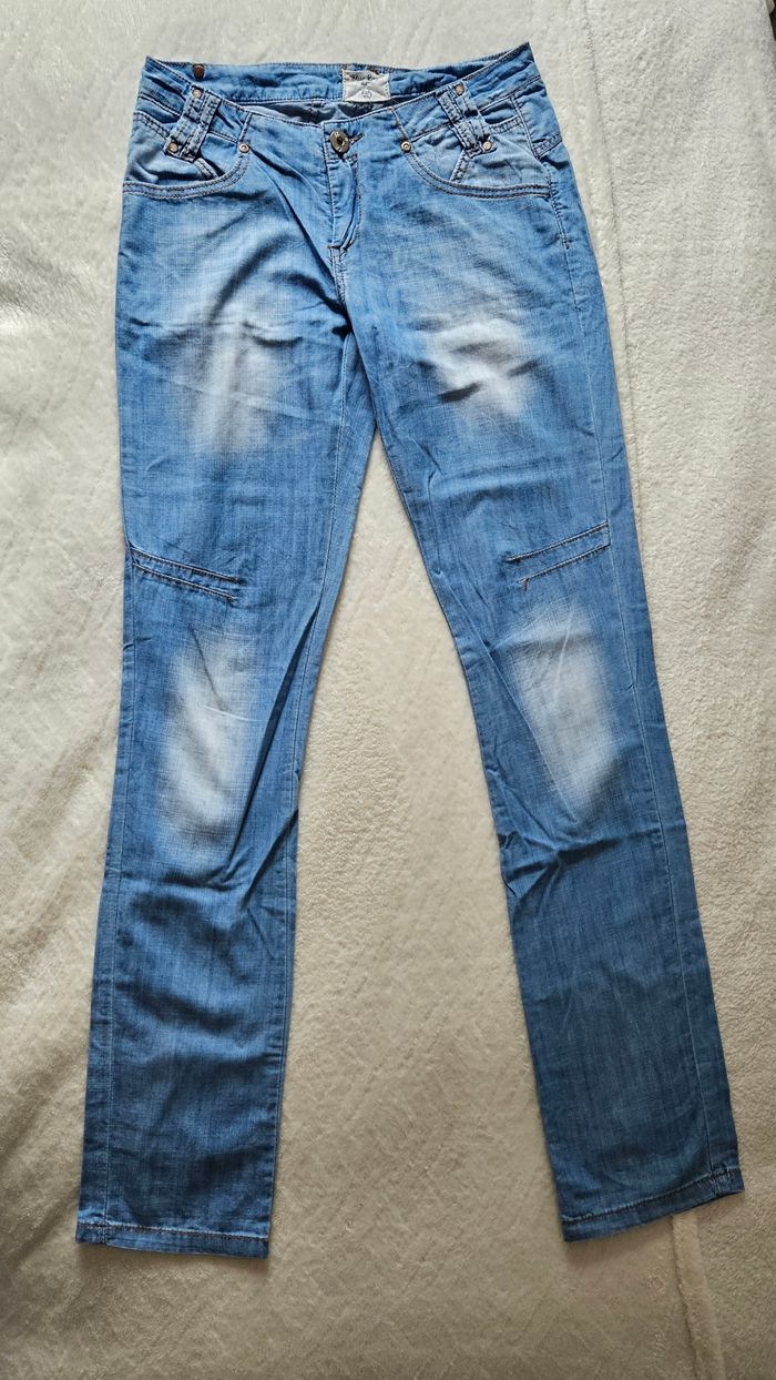 Jeans taille 38 - photo numéro 2