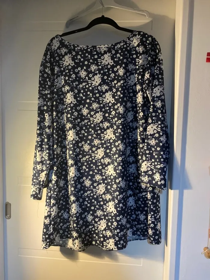 Robe à fleur - photo numéro 3